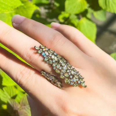 CMM smykker Unik design skinnende olivengrønn Cubic Zirconia Paved Luxury Store, justerbare ringer for kvinner
