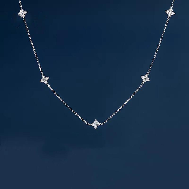 Gorgeous Four-leaf Flower Inlaid Zircon Chain Necklace for Women Elegant Luckly Choker Party Jewelry Birthday Gifts