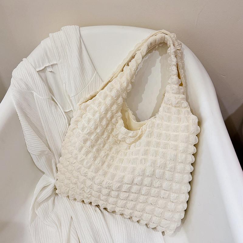 Trendy And Stylish Cotton Bucket Tote Bag For Women Chic Casual Design And Versatile Use