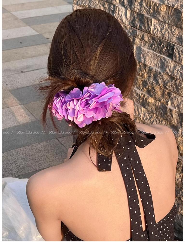 Korean High-End Acrylic Flower Hair Clip for Women - Large Shark Clip for Voluminous Styles
