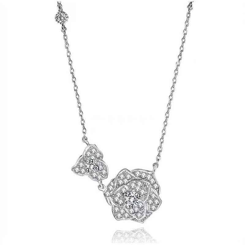 Korean Zircon Inlaid Flower Clavicle Necklace: Elegant & Versatile Design for Women
