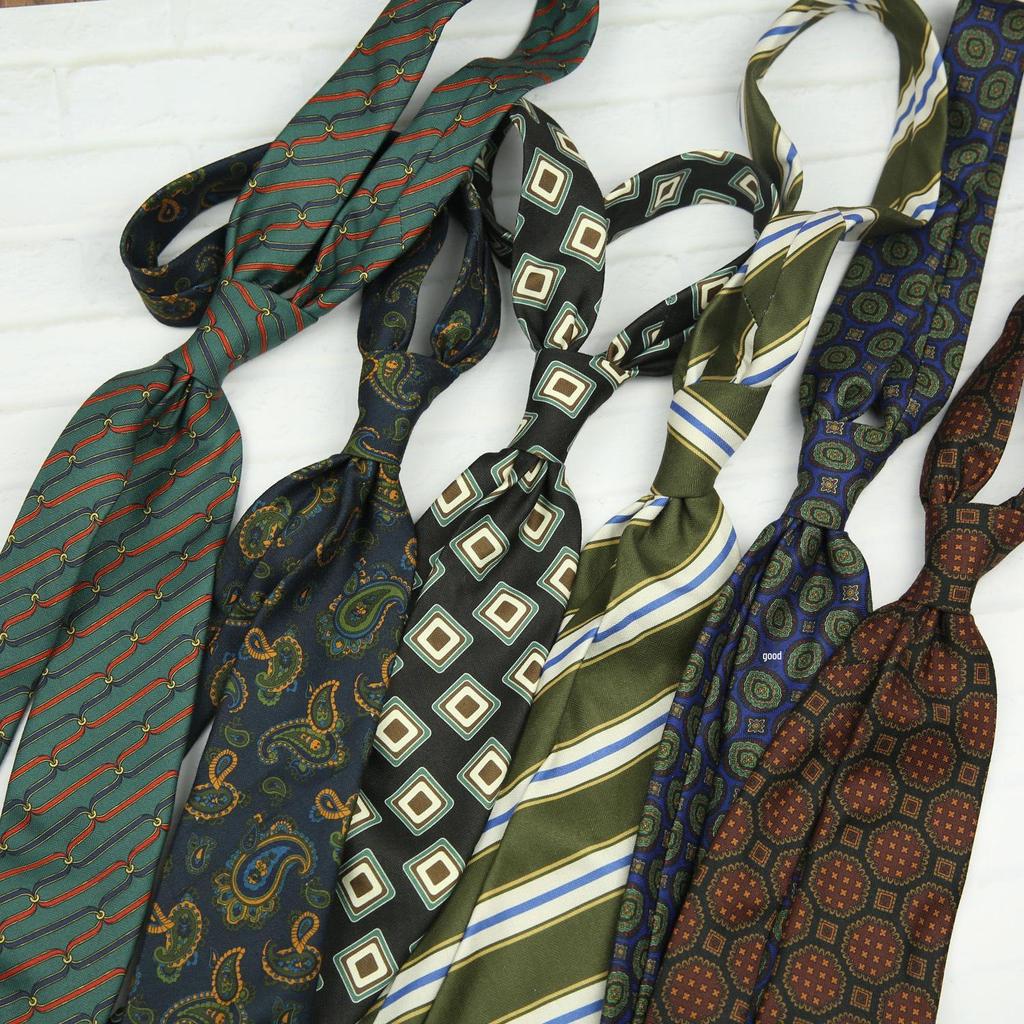 Men's Trendy 8CM Printed Tie: Business, Casual, Retro Fashion Accessory