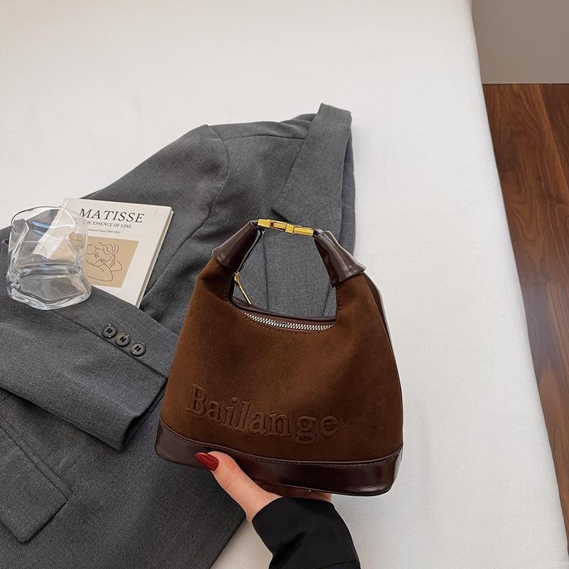 

Korean version niche bag women s autumn 2025 new fashion fashion fashion sense shoulder bag handbag crossbody dumpling bag