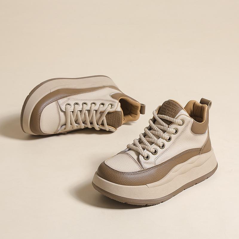 

Leather high-top shoes women s retro 2025 autumn and winter new Korean version versatile student British style lace-up sports and leisure shoes 40