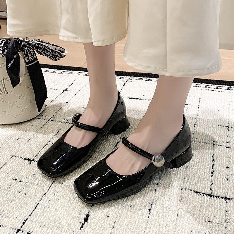 French Patent Leather Mary Jane Single Shoes Women's 2025 Spring New Versatile Thick Heel Square Head One-word Buckle Temperament High Heels