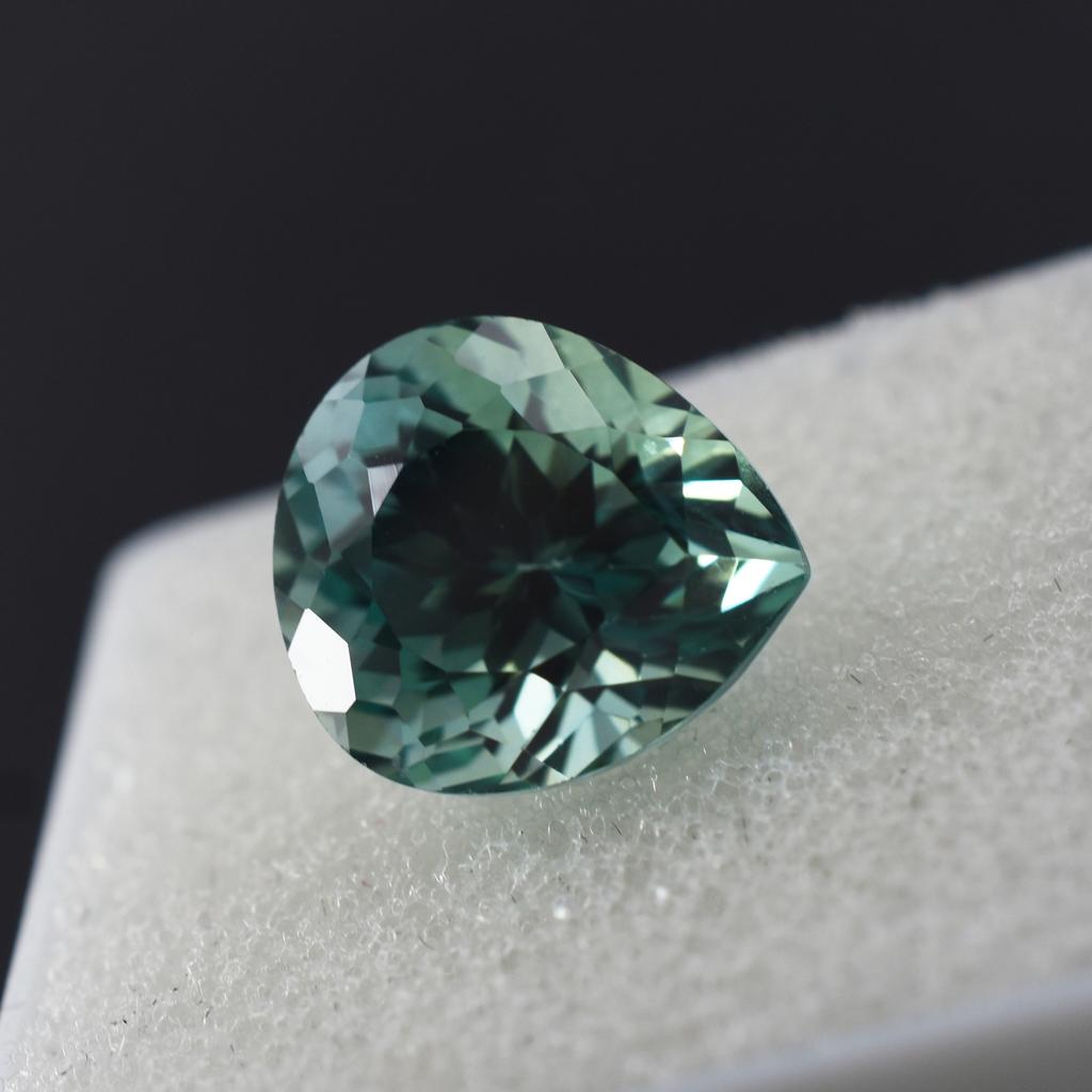 Natural Bluish Green Sapphire Pear 6.85 Ct Beautiful Certified Loose Gemstone
