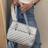 Korean Niche Design Diamond Grid Shoulder Bag, New Fashionable and Versatile Commuting Tote Bag, Cute Style Handbag
