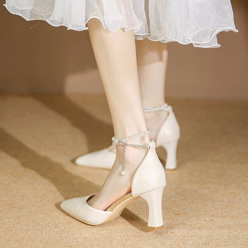 Sandals Women's Outer Wear 2025 Spring Summer French Thick Heel Design Sense Pearl Women's Single Shoes Medium Heel Pointed High Heels