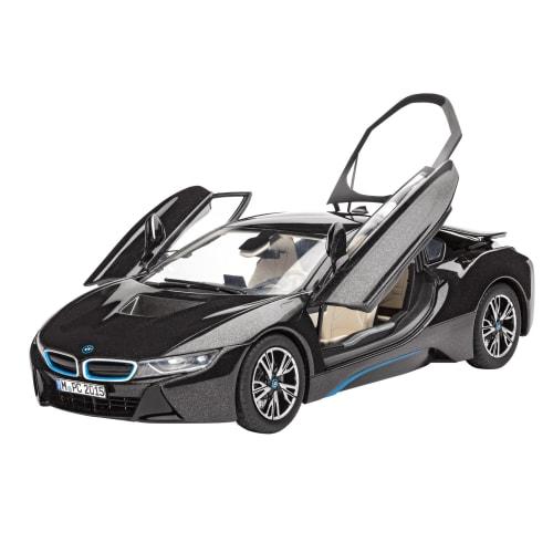 German Revell 1/24 scale BMW i8 plastic model