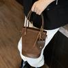 Premium Bag 2025 New Trendy Fashion Handbag Autumn and Winter Popular Commuter Women's Bag Versatile Messenger Bucket Bag