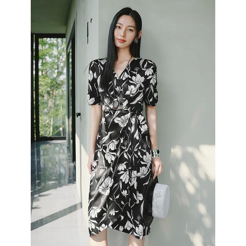 JZ AnnaCo Elegant Floral Printed V-Neck Silk Wrap Midi Dress