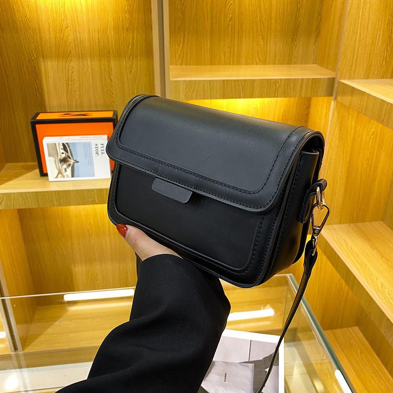 High-quality Fashionable Shoulder Bag 2023 New Trend Crossbody Bag Urban Minimalist Style
