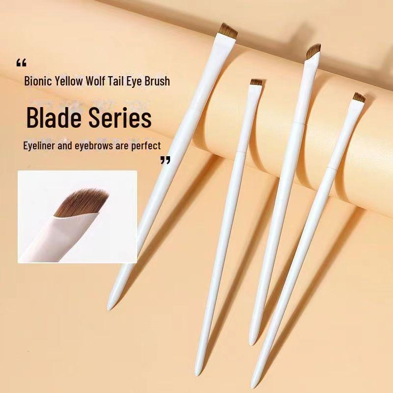 Pinceau biseauté pour eye-liner et sourcils pour le maquillage des yeux