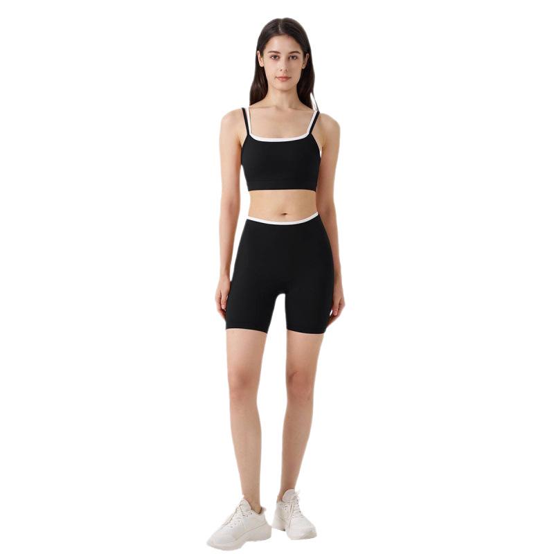 Two-Piece Strappy Sports Bra & Three-Quarter Shorts Yoga Set with Color Block Stripe
