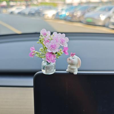 Lot de 2 décorations de rétroviseur de voiture, mini vase à fleurs en forme de lapin, décorations de tableau de bord, accessoires d'intérieur de voiture pour femmes
