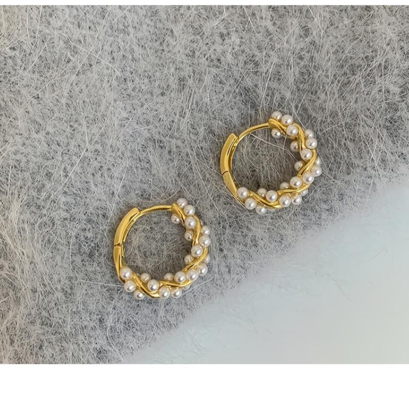 BELLA BOX High-end Luxury-style Circular Pearl Earrings, Trendy Ear Hoops, Women's Ear Pins With Unique Design, Rare Ear Ornaments