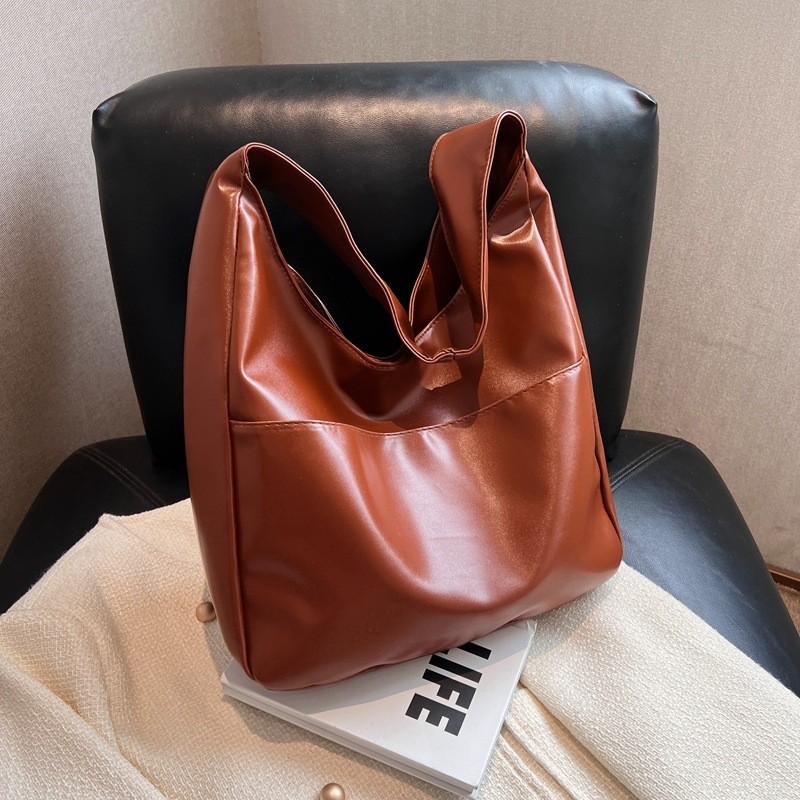 

Vintage Style Women s Large Capacity Tote Bag For Autumn With Comfortable Shoulder Strap In Black Beige And Brown Brown