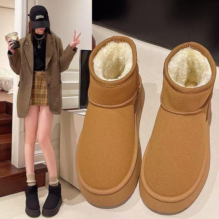 Women's Korean Style Thick Sole Hidden Heel Snow Boots: Genuine Leather, Fleece-Lined, Warm Ankle Boot for Versatile Winter Wear.