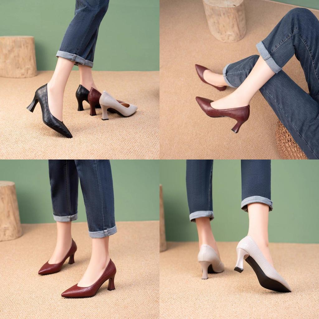 Classic Black Womens Single Shoes With Pu Upper And Rubber Sole For Daily Work
