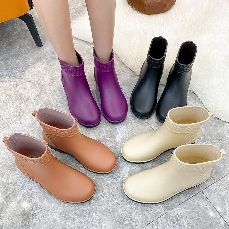 2025 new low-tube warm rain shoes outer wear women's medium-tube rain boots four-season water shoes plus cotton rubber shoes 2025