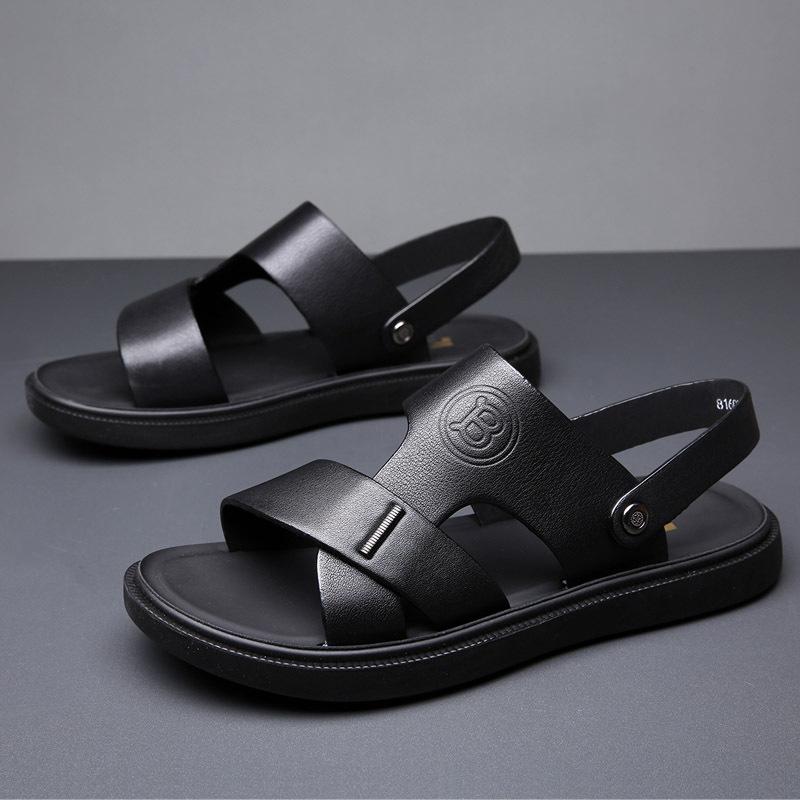 The First Layer of Cowhide Sandals for Men's 2025 Summer New Soft-soled Cool Slippers for Driving Outside, Non-slip Men's Beach Shoes