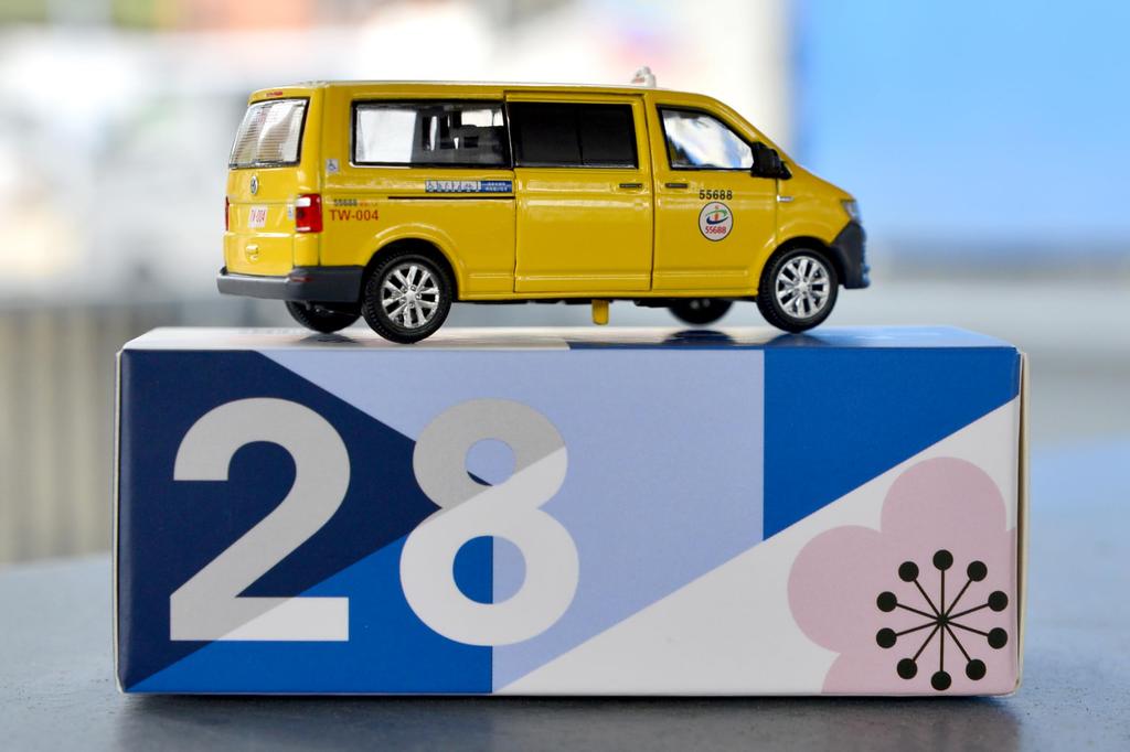 Tiny City TW28 Volkswagen T6 Transporter Taiwan Taxi
