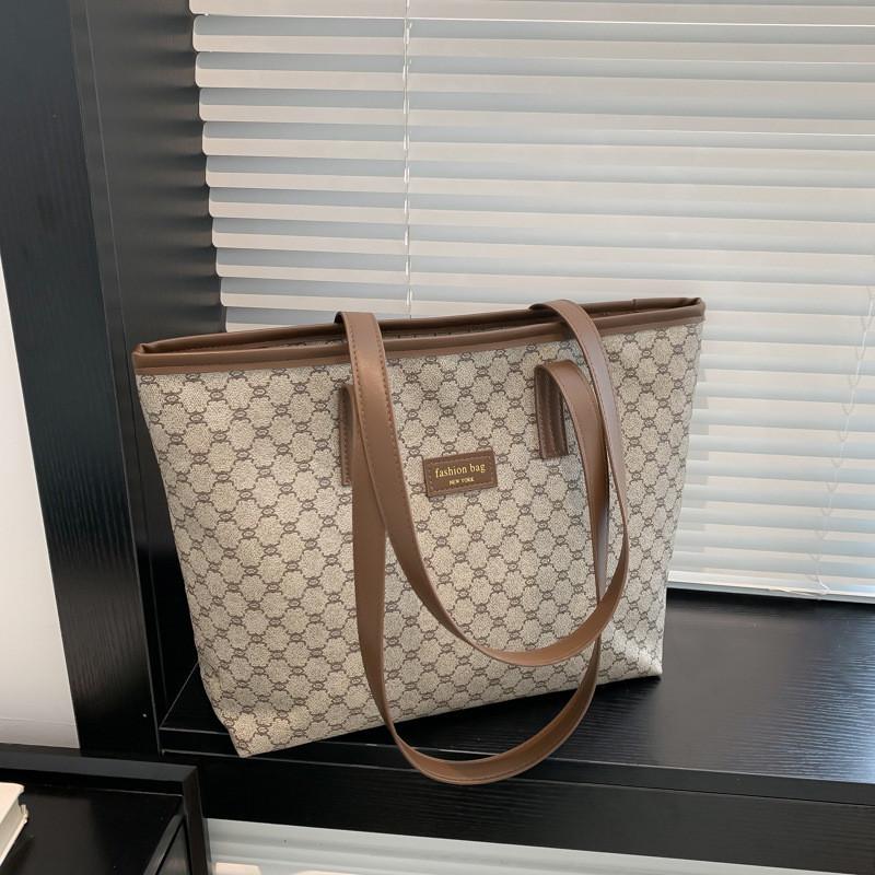 Casual Tote Bag For Women With Pu Material And Vintage Print For Daily Use