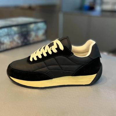 Baskets confortables pour hommes, chaussures d'entraînement, nouvelles chaussures de course à lacets, baskets en cuir souple pour hommes, chaussures de sport rétro pour hommes, 2025