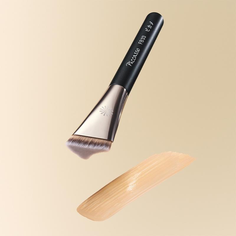 PICCASSO FB33 Tapping Cover Foundation Brush
