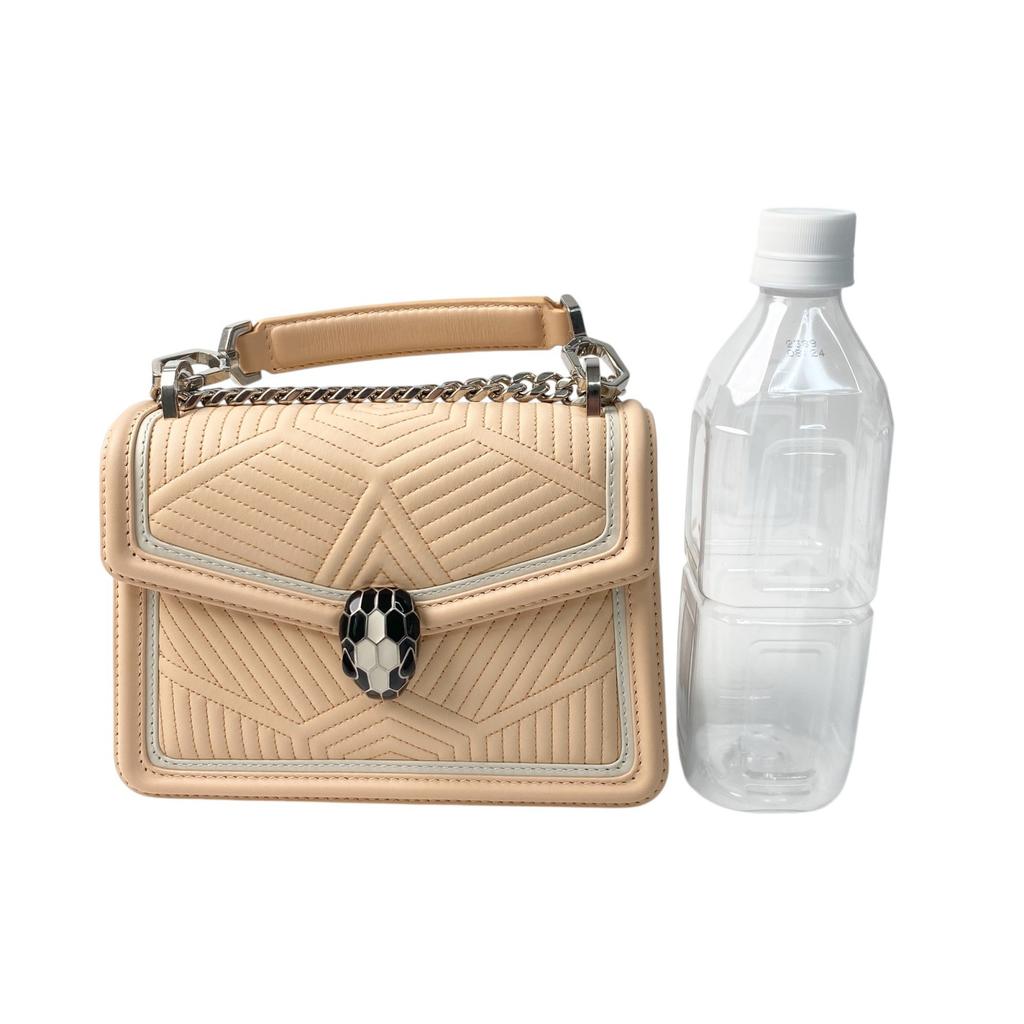 Używana torebka na ramię BVLGARI Różowa skóra Kobiety