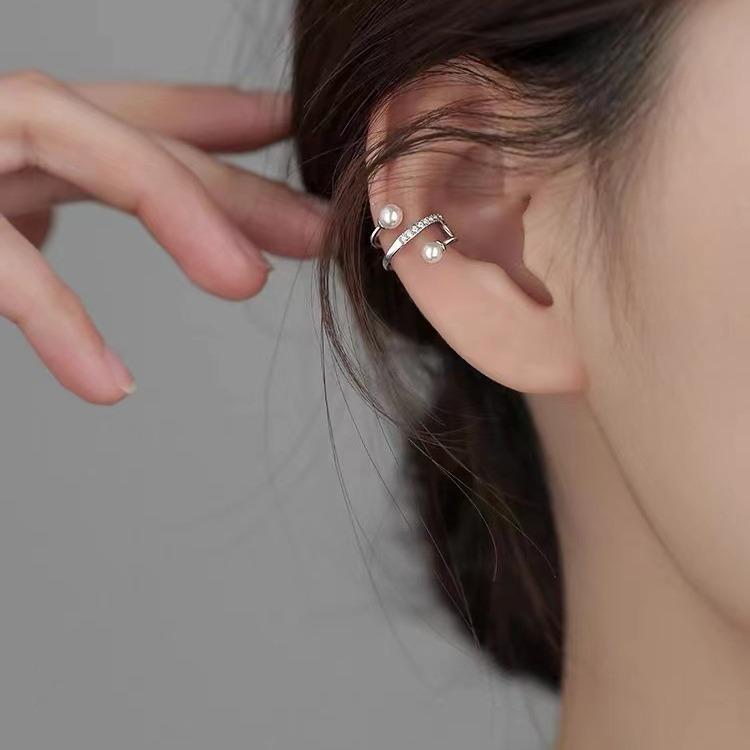 Women s Summer Light Luxury Niche Earrings 1 pair