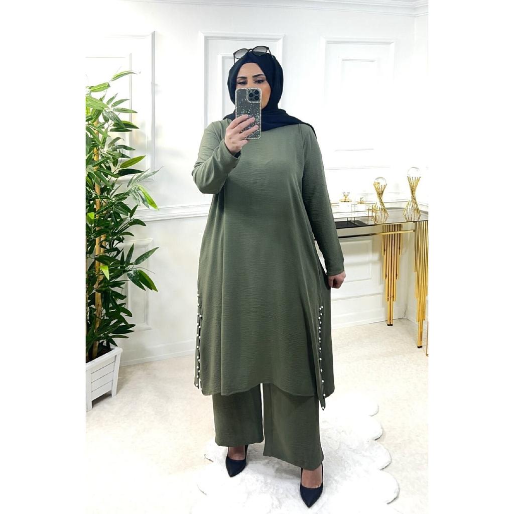 Large Size Pearl Suit With Slits On The Sides - Black