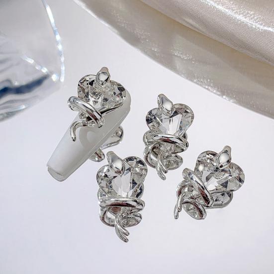 10Pcs Heart Snake Nail Charms Decorations Sparkling Vibrant Color Widely Used Decorative Manicure Ornaments Nail Art Decor