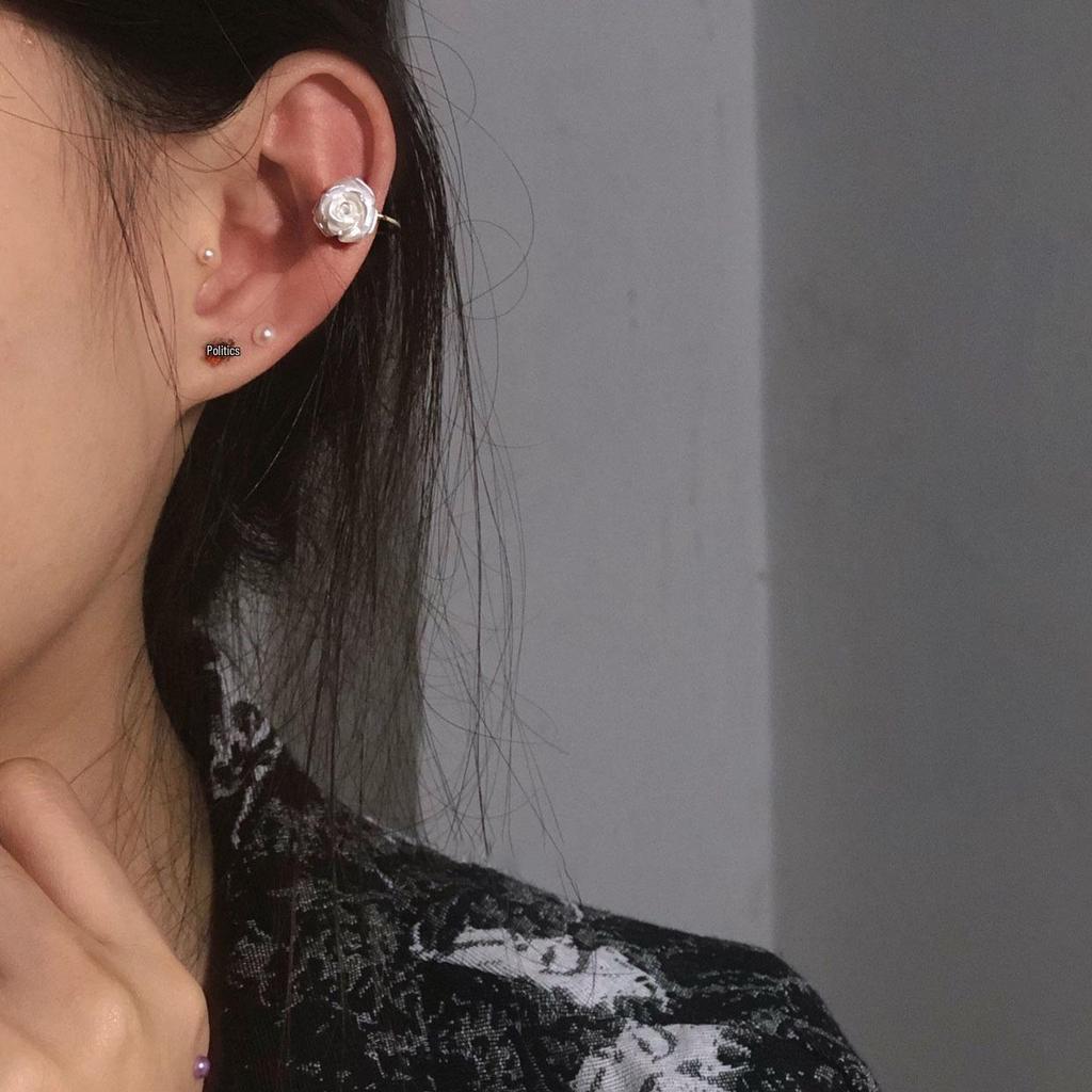 Korean Diamond-Studded Leaf Ear Cuff - Adjustable, No Piercing Needed, Fairy Forest Design Earrings