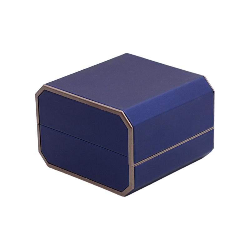 Mini Jewelry Organizer Durable Storage Box for Women Travel Display Holder Portable Necklace Travel Organizer for Women
