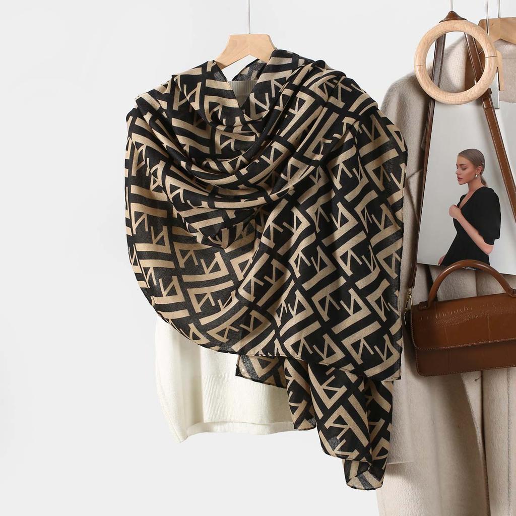 2025 New Cotton and Linen Feel Simple Color Matching Scarf Korean Version Fashion Foreign Style Travel Sunscreen Yarn