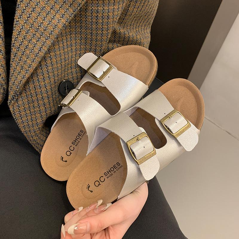 Soft-soled Slippers Women's Summer Retro Thick-soled Cool Slippers Beach Sandals