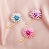 2022 New Daisy Flower Enamel Pin Women Retro Pins Brooches Fashion Brooch Hijab Pins Bouquet Clothing Jewelry Gift for Women