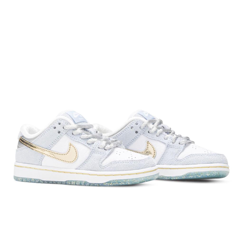 Nike Dunk Low SB PreSchool 'Holiday Special' (Unisex) White / Psychic Blue / Metallic Gold Kids' Skateboarding Shoes DJ2519 400