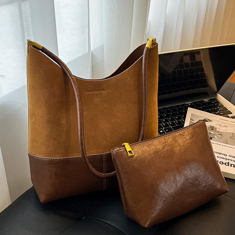 

Suede bag women s large capacity autumn and winter retro shoulder mother bag commuter bucket bag коричневый