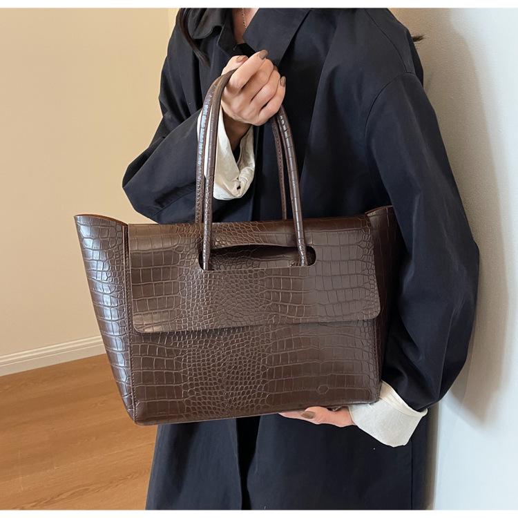 2025 Large Capacity Women's Stone Texture Retro Tote - Trendy Korean Style Handbag