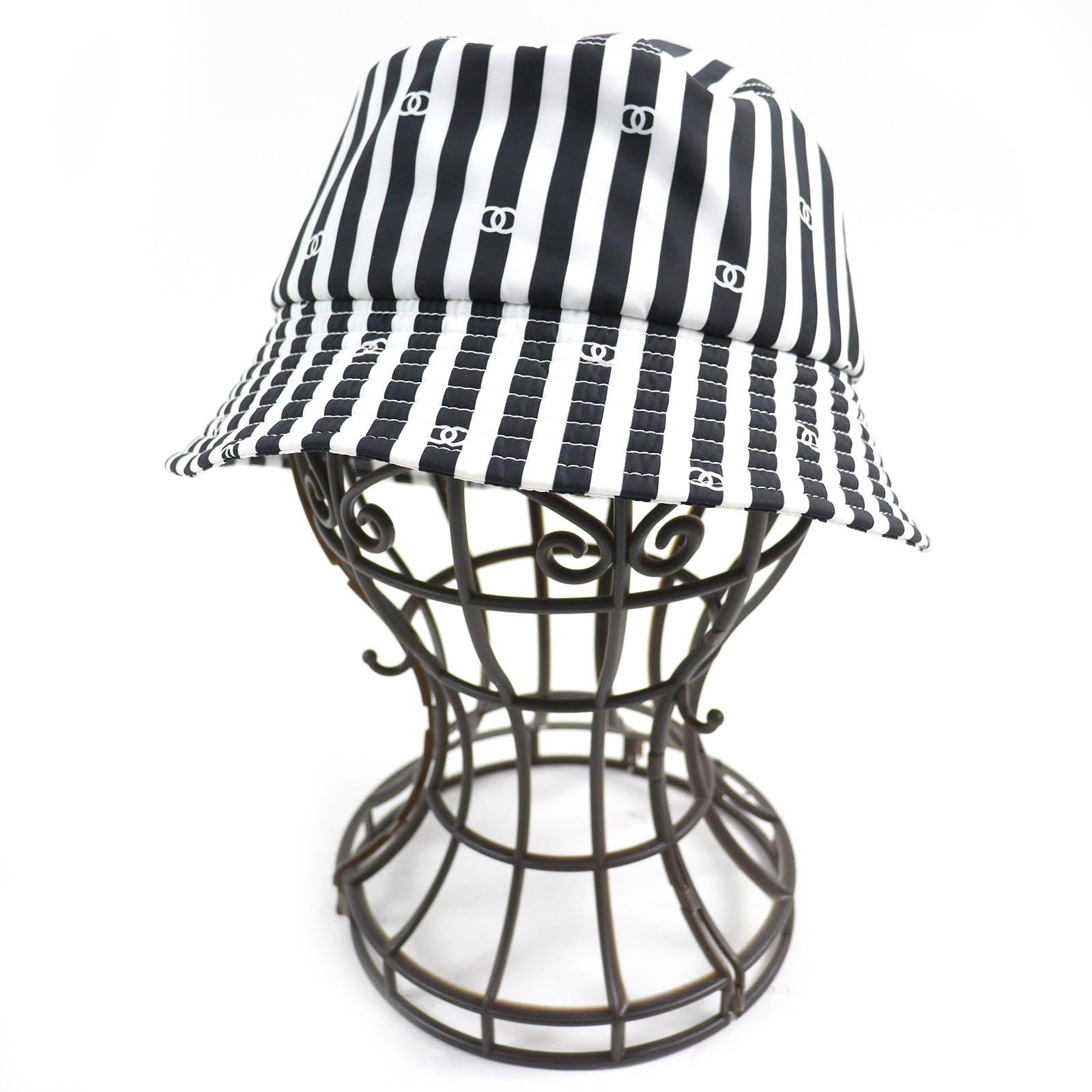

Excellent CHANEL hat COCO BEACH COCO Mark Bucket Hat Black White Women S AA9874 Used