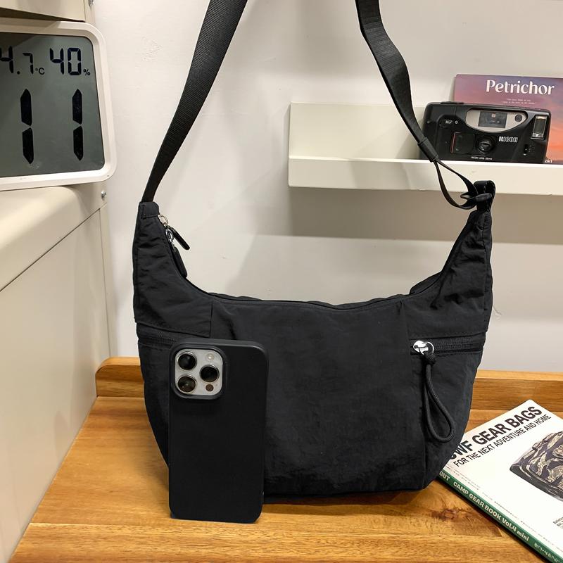 Lightweight Messenger Bag Nylon Bag Student Commuter Mobile Phone Bag Couple Bag
