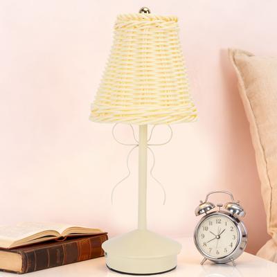 Oświetlenie LED – Lampy stołowe LED