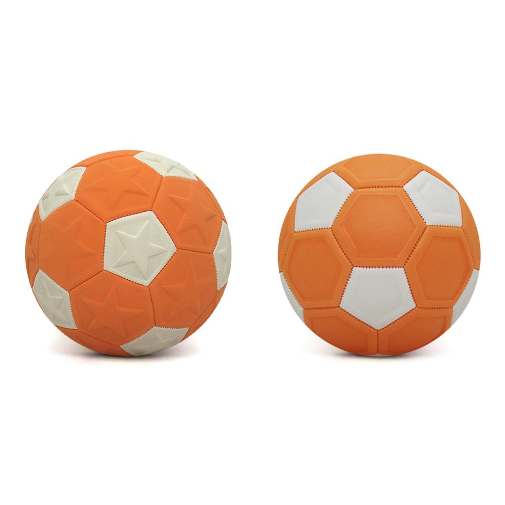 Oranžový fotbal odolný proti kopání Pro nadšence venkovních sportů Míč s prohlubněmi Rotační míč