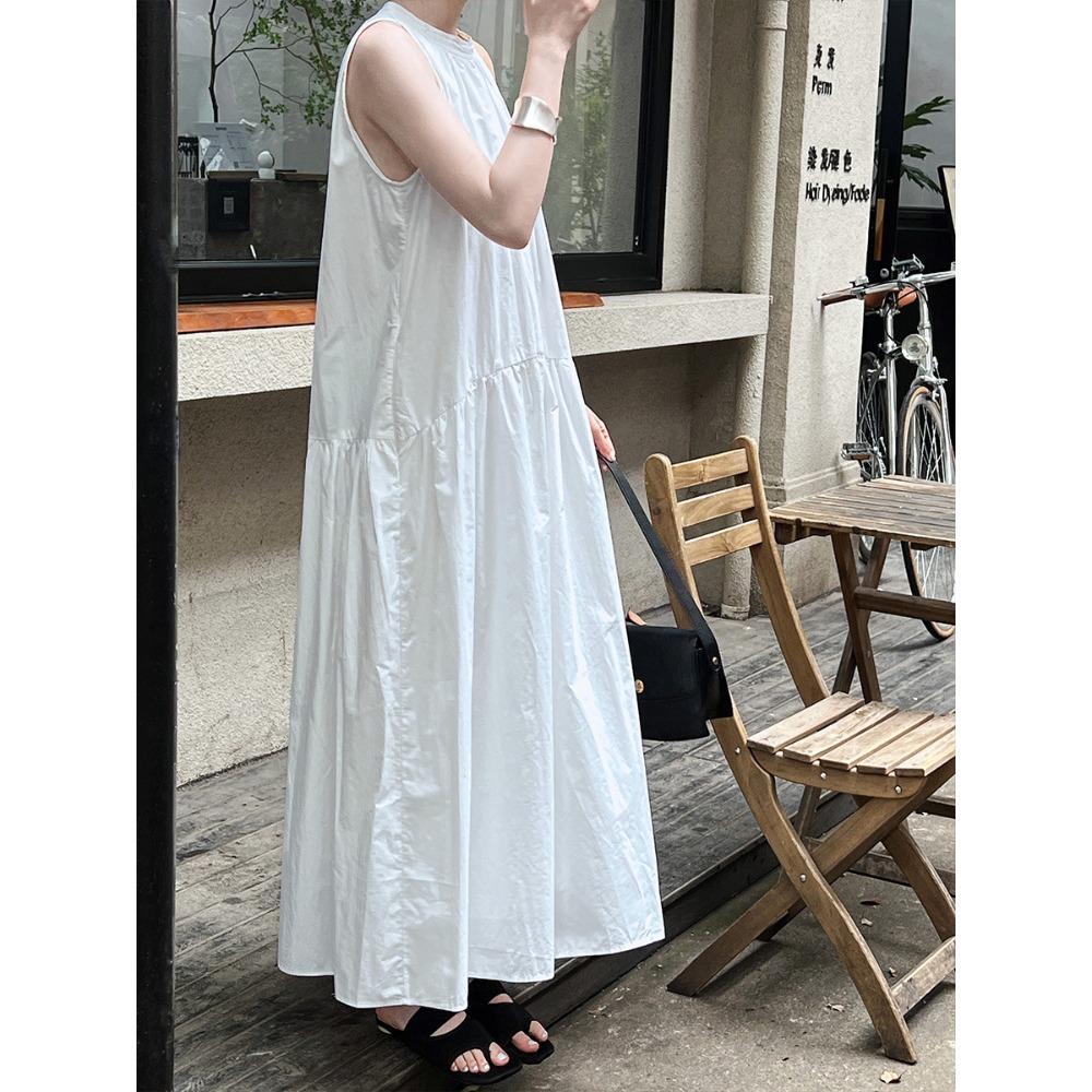 Relaxing and Lazy Sleeveless Halter Dress Summer Temperament Off-the-shoulder Suspender Dress