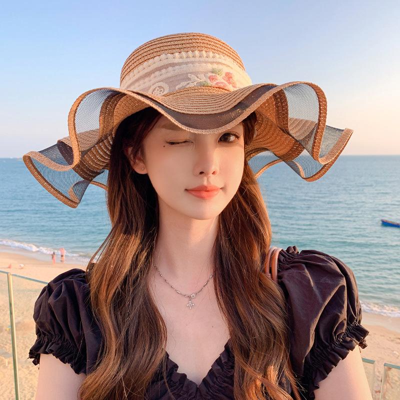 Summer New Hat Women's Streamer Breathable Straw Hat Travel Travel Sunscreen Sun Hat Big Edge Sun Hat Tide