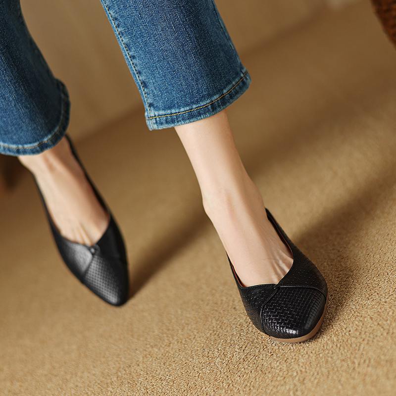 Krazing Pot Schafsleder Frühling Sommer Größe 41 Dicke Niedrige Absätze Damen Spitz Zehenbereich Hohle Dekoration Atmungsaktiv Slipper Pumps