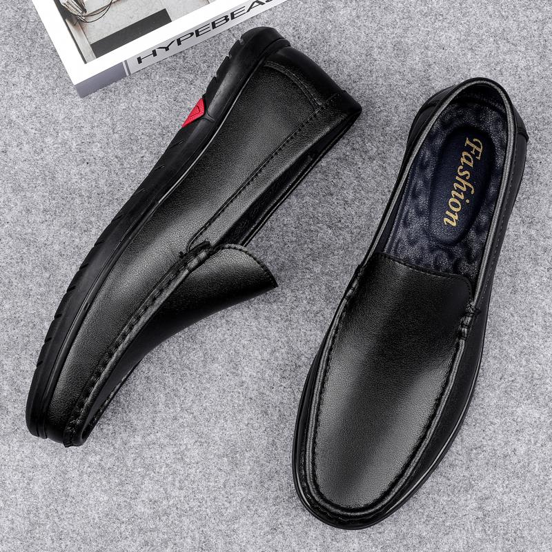 Fashion New Trend Men's Slip On Casual Flats Versatile Male Loafers Breathable Travel Driving Shoes Hollow Out Business Shoes Moccasins