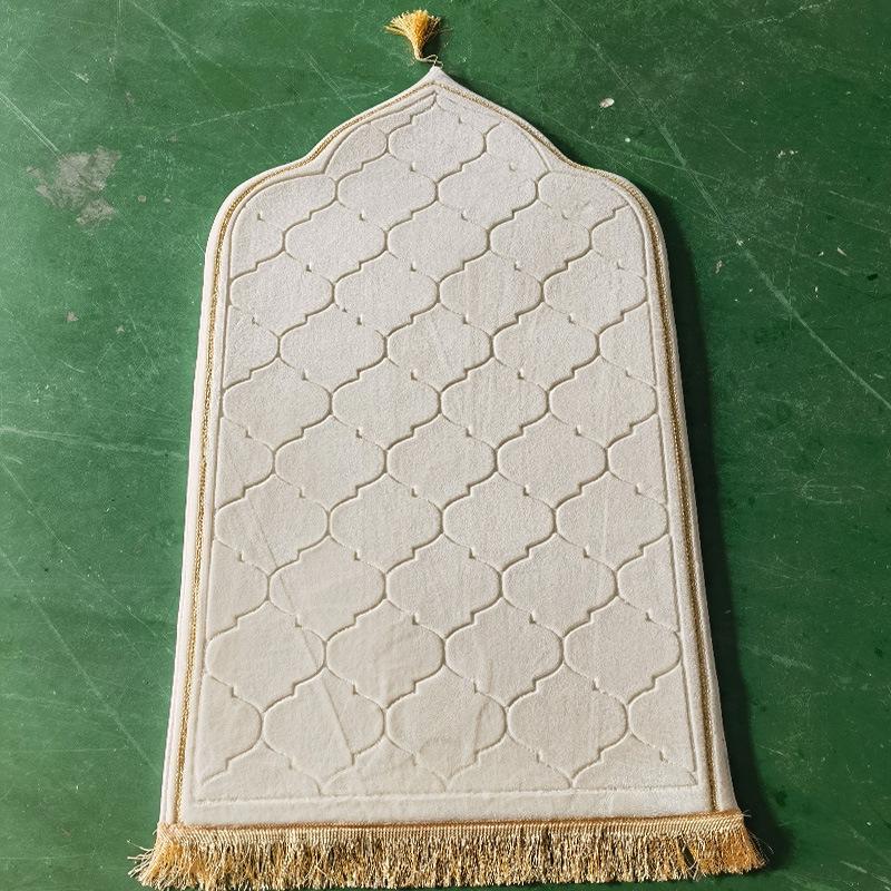 Premium Frilled Prayer Rug - Thick Flannel Cushion with Irregular Pattern